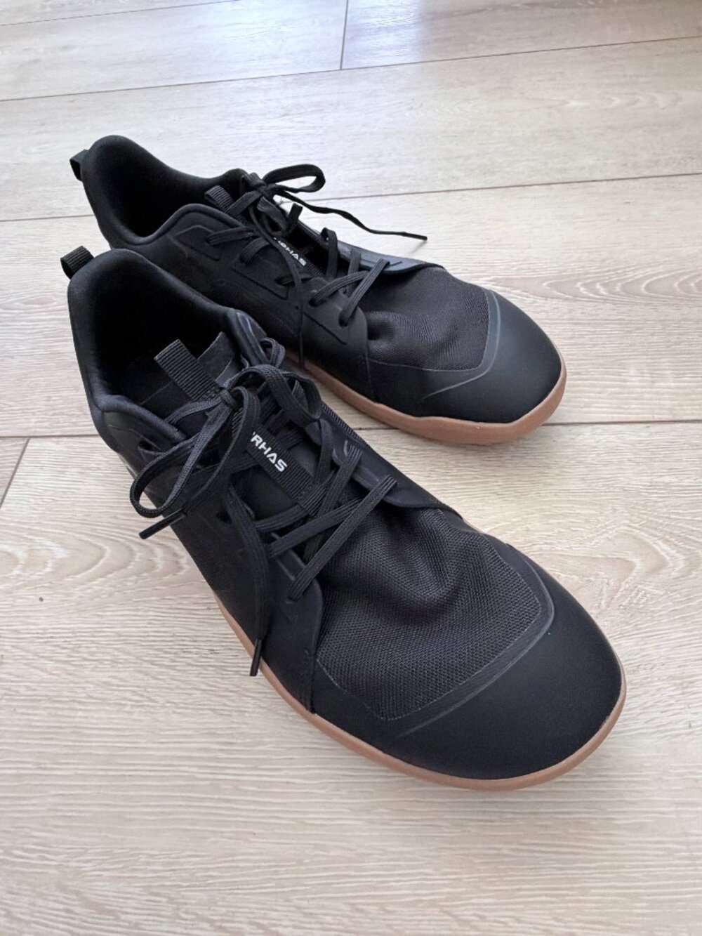 AIRHAS Barefoot Shoes Men’s Size 11